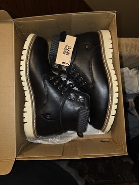 Men's Madden NYC Black Leather Lace-Up Boots